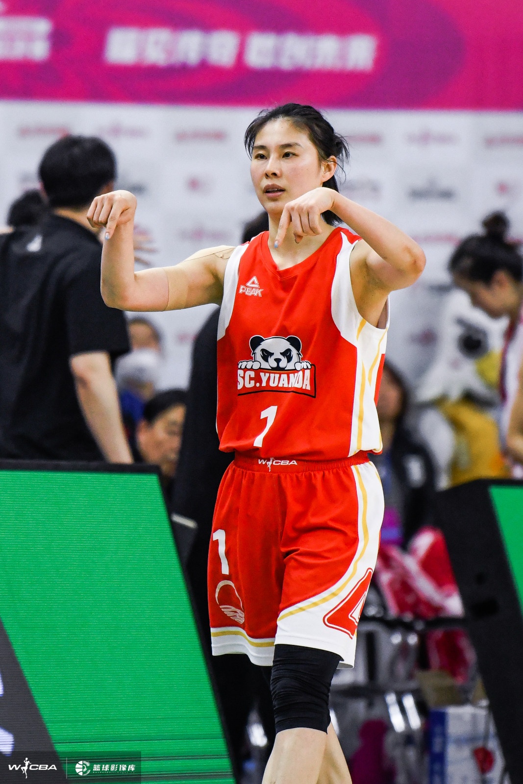APP下载-媒体人:四川女篮绝境求生 山西女篮患得患失将夺冠良机拱手让出